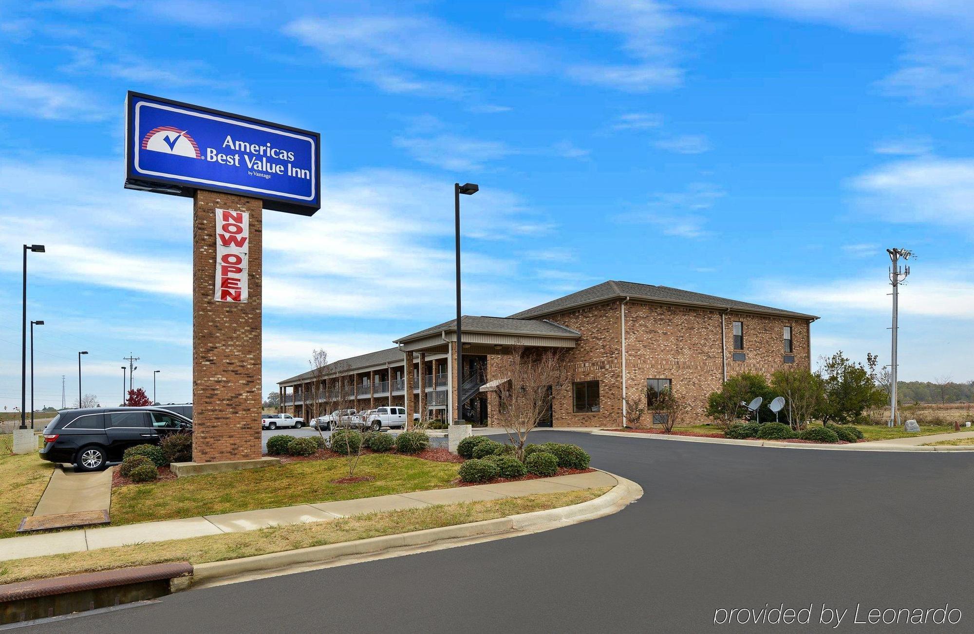 Americas Best Value Inn Byhalia Exterior photo